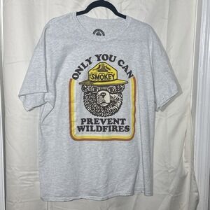 Smokey the Bear SZ L Officially Licensed‎ Only You Can Prevent Forest Fires Tee